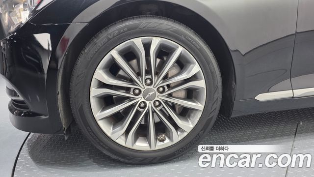Hyundai Genesis из Кореи Encar