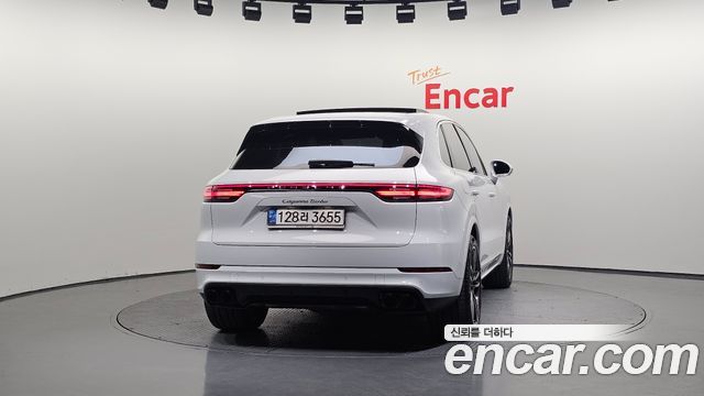 Porsche Cayenne 4.0 Turbo — пробег 56 915 км — фото 4 из 5