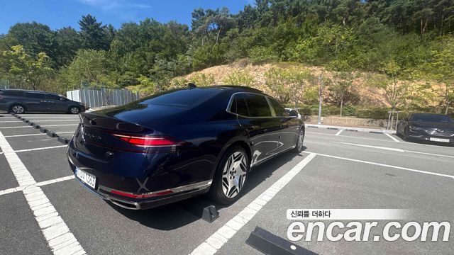 Genesis G90 из Кореи Encar