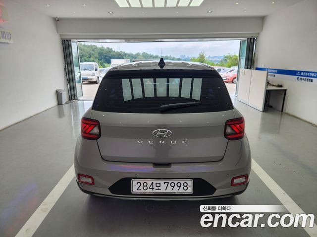 Hyundai Venue 1.6 Modern — пробег 156 000 км — фото 5 из 5