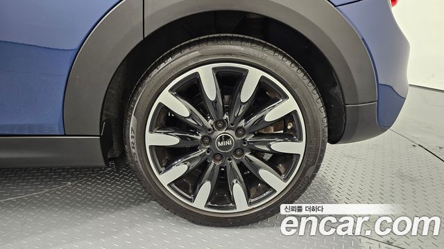 Mini Cooper из Кореи Encar