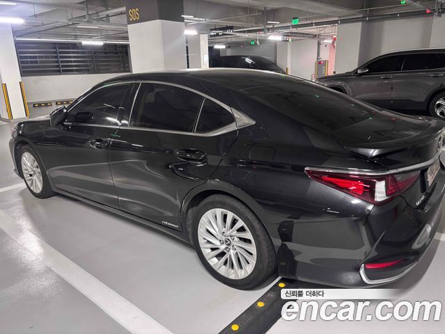 Lexus ES Luxury Plus — пробег 153 152 км — фото 2 из 5