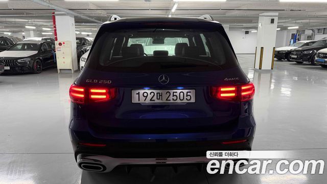 Mercedes-Benz GLB-Class из Кореи Encar